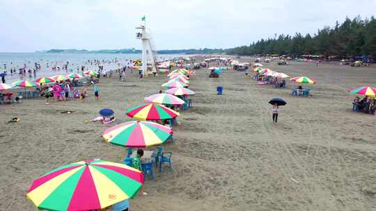 沙滩 太阳伞视频素材模板下载