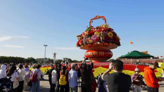 2023年北京天安门祝福祖国花篮