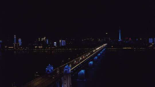 大疆Air 2S航拍武汉长江大桥与武汉江滩夜景视频素材模板下载