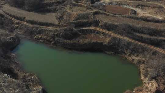 湖 小湖 水 水池 航拍 高空 河流