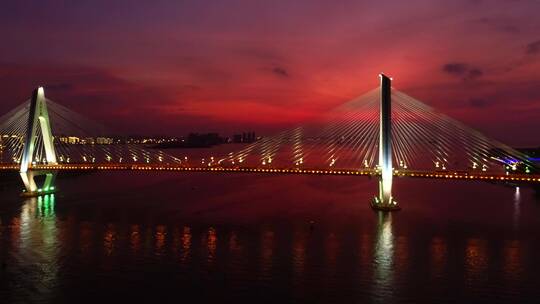海口世纪大桥晚霞夜景倒影跨海大桥夕阳01视频素材模板下载