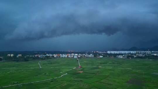 桂林水平雷暴积雨云气候