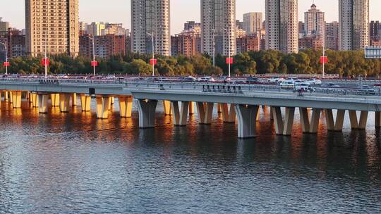 4K大气航拍沈阳夕阳车流城市空镜头