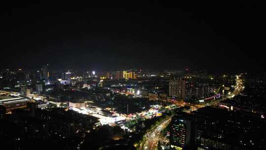 江苏连云港夜景步行街人流航拍