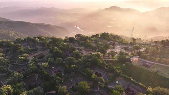 河南陕州三门峡地坑院