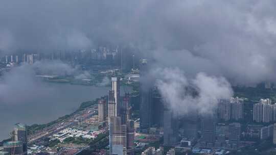冲破云雾看建设中的深圳城市发展视频素材模板下载
