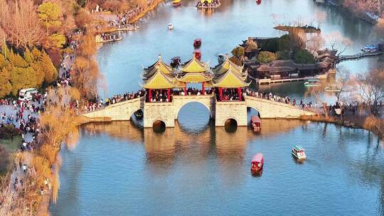 航拍瘦西湖风景区大明寺观音山园林寺庙