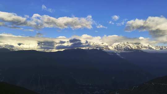 梅里雪山