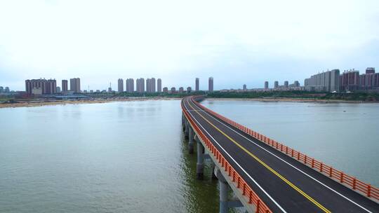 中国辽宁锦州白沙湾人工岛跨海特大桥航拍视频素材模板下载