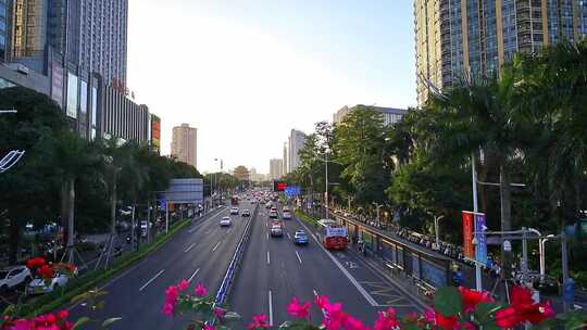 广西南宁朝阳广场畅游阁车流延时