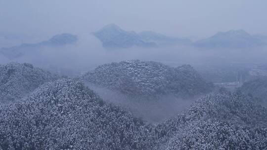 4K雪天冬季城镇航拍素材