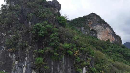 中国广西桂林市阳朔县月亮山