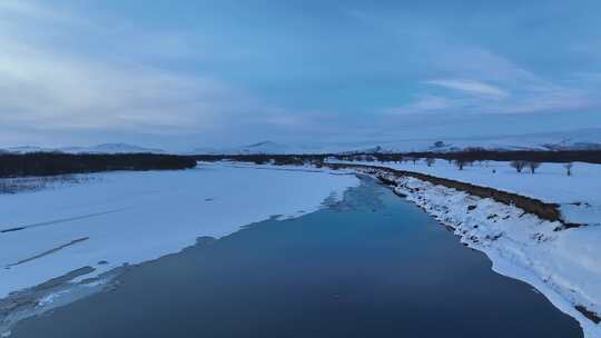 大兴安岭湿地河流初春开河雪景