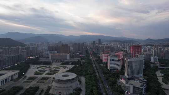 福建龙岩城市夜幕降临晚霞夜景灯光航拍