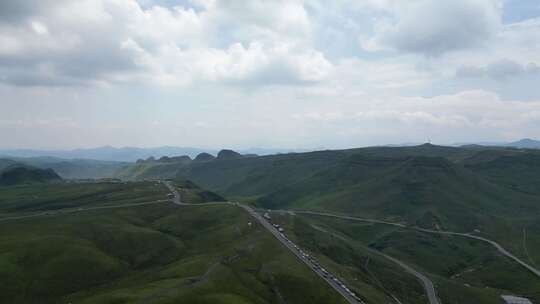 贵州山川阿西里西草原白云蓝天