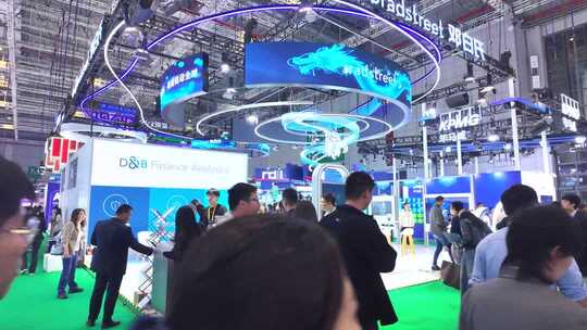 上海第八届 进博会私人飞机展