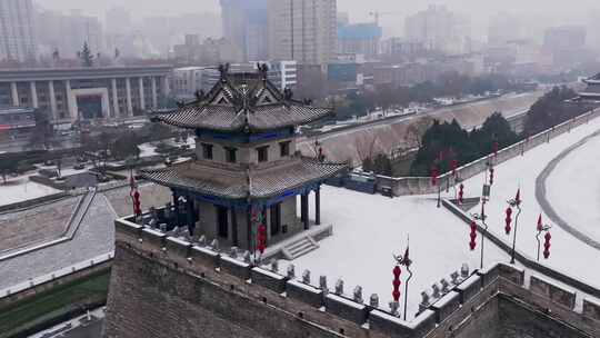 西安城墙角楼雪景