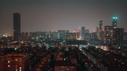 攀成钢夜晚居民楼灯光