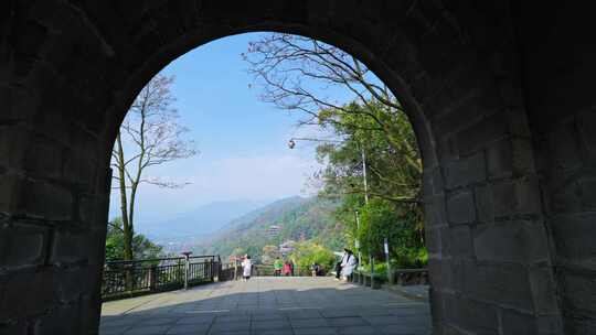 成都都江堰景区城门城墙古栈道白昼实时