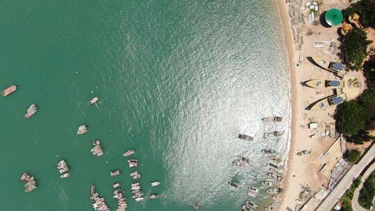 俯拍 蓝色 海洋 沙滩 游船 湄洲岛