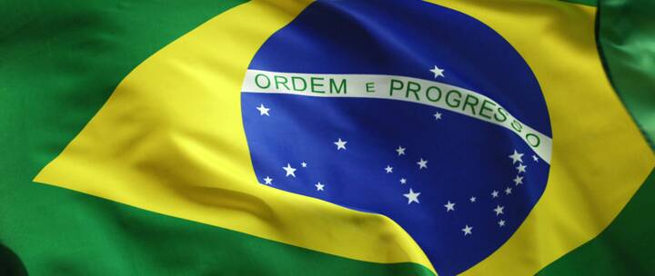 巴西国旗飘动