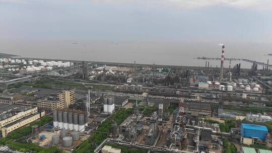 航拍上海天然气工厂