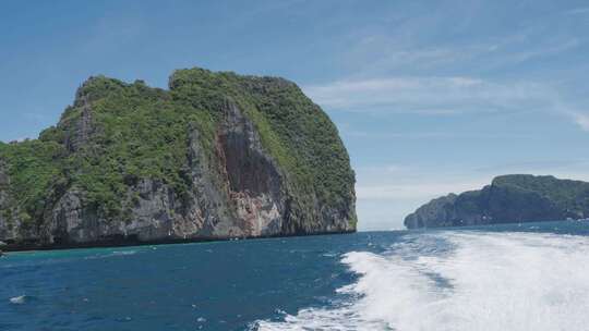 快艇  海滩  海边  游艇 航行 风景 自然