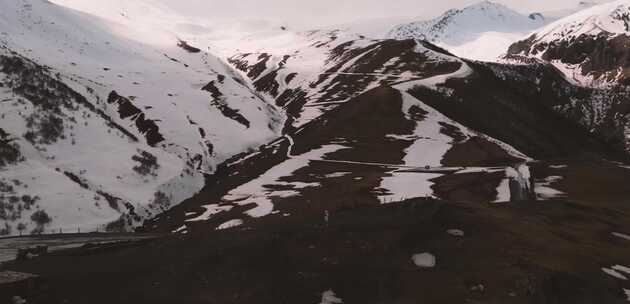 雪山公路