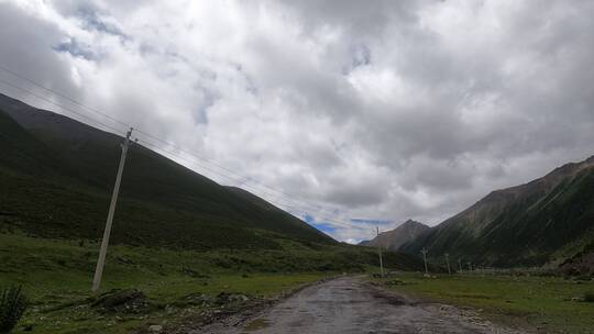 车拍第一视角破路烂路危险深山老林