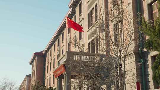 北京大学红楼_横移