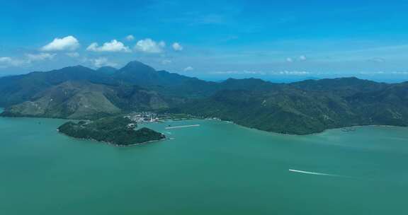 最新航拍香港大屿山海边渔村