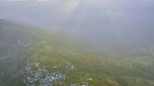 4K延时航拍红土地落霞沟日出美景