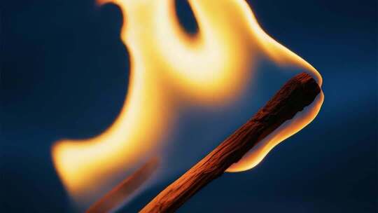 燃烧的火柴火焰特写