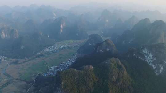 广西山水上林县大龙湖风景区航拍