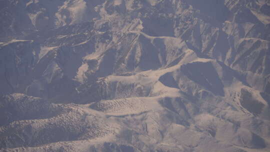 飞机上看雪山视频素材模板下载