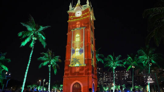 海口市地标建筑钟楼夜景