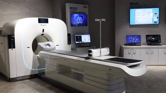 核磁共振CT医疗设备视频素材模板下载