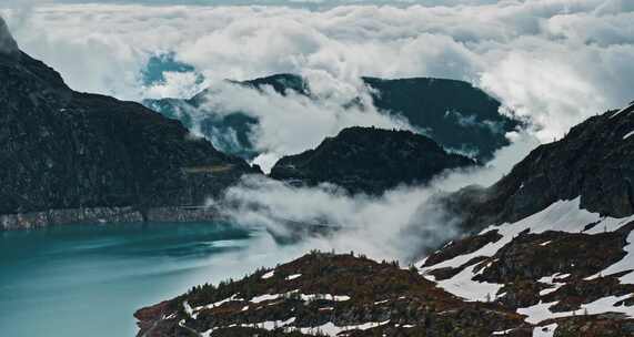 山，云，雪，湖