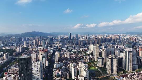 云南昆明城市蓝天白云风景建筑航拍