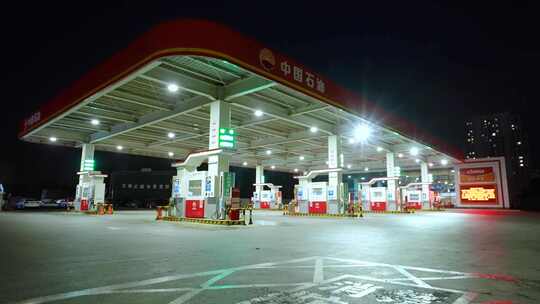 中国石油夜景