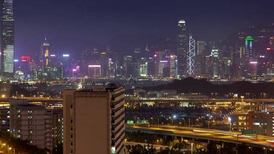 香港天桥道路及摩天大楼