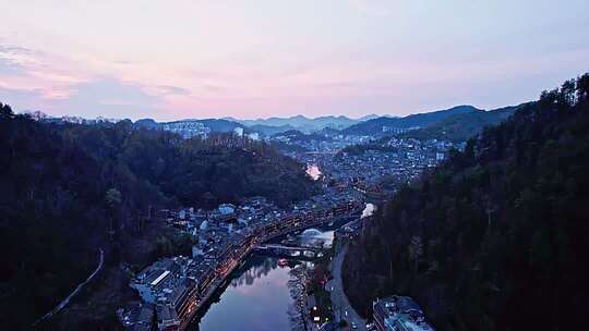 4K湘西风光古城全景风光晚霞航拍视频