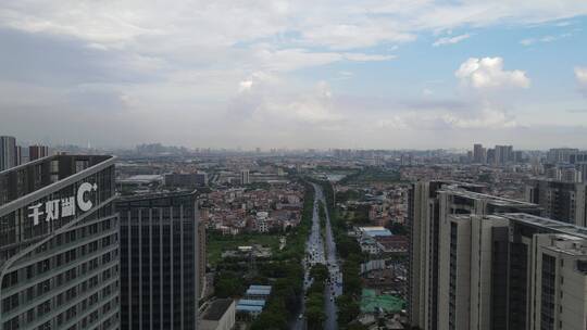 雨后的城市