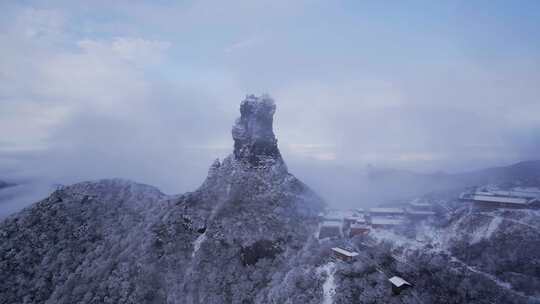 梵净山雪后云海仙境