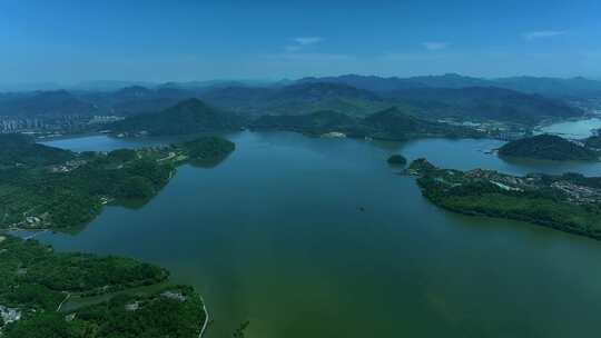 浙江杭州临安青山湖夏天航拍湖泊白天1