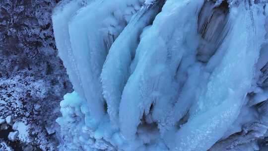 冰瀑冰雪景观近景航拍