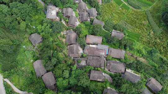 航拍贵州南龙布衣古寨村落大气风光