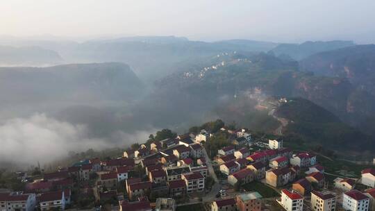 浙江绍兴新昌十九峰下岩贝航拍晨曦云海