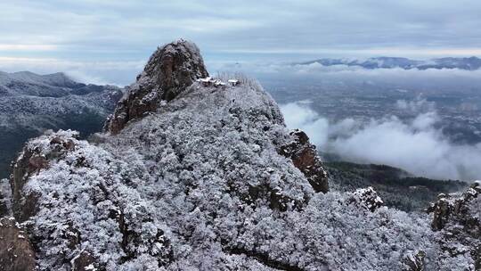 浦江仙华山雪景