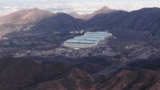 公路 山区道路 村村通 基础建设 行驶